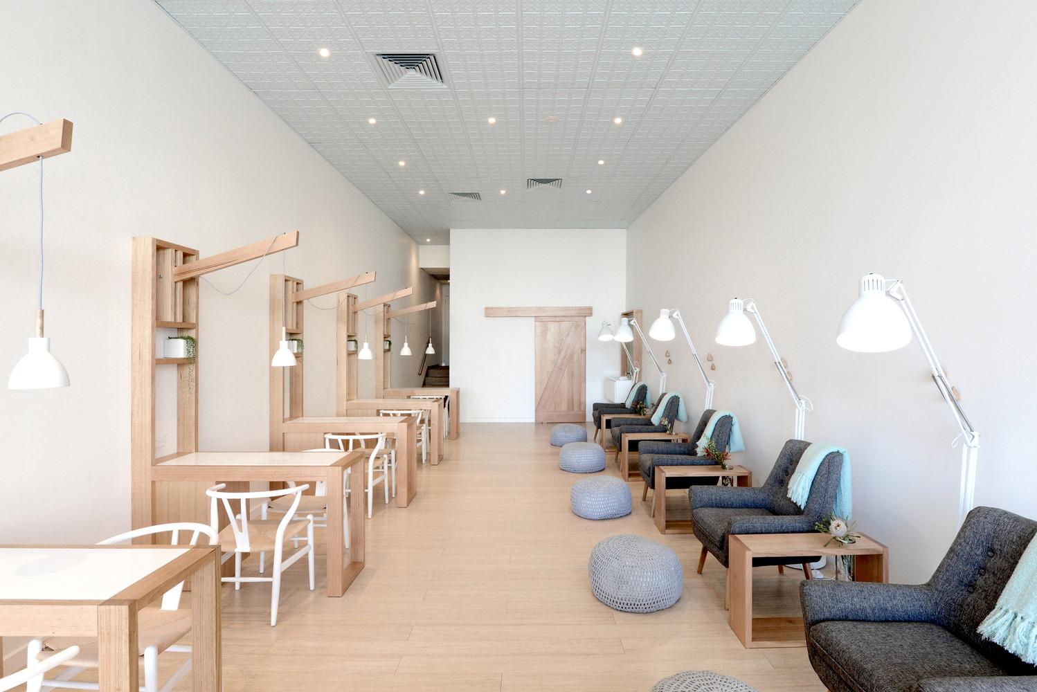 #1 Thiết Kế Tiệm Nail Nổi Bật Thu Hút Khách Hàng 4 Thiết kế tiệm nail Nais Design